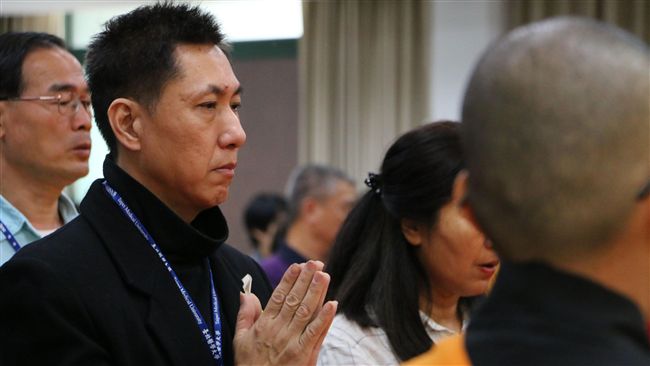 父捐大體作身教　兒痛哭「不恨了」