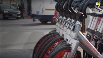 摩拜美女創辦人　記者轉行獲郭董投資