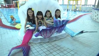 不怕「自由潛水」！幼幼班美人魚超萌
