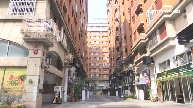 強酸、鐵塊從天降…恐怖怪鄰嚇壞住戶