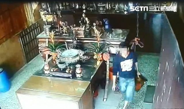 筆錄還在做！竊嫌自投羅網派出所報到