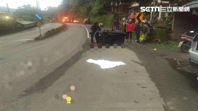 國三女摔出公車遭輾斃　司機技師判刑