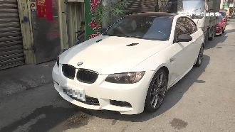 警破窗救酒駕兒　母氣：進口車很貴