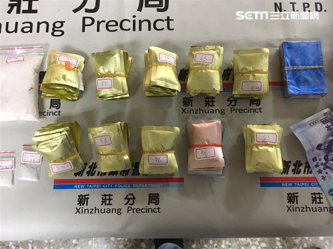 最掉漆！以為黑吃黑持刀助陣見警刀掉