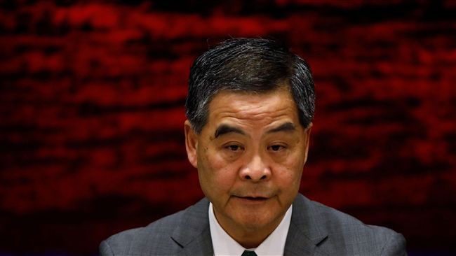 梁振英：港特首權力大，須獲北京信任