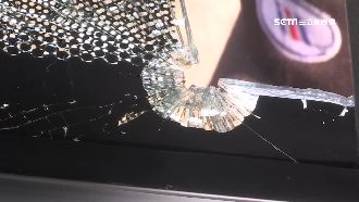 國光客運連3天遭攻擊　車窗出現彈孔