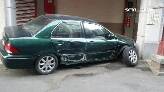 酒駕連撞3車　駕駛「嫌車舊」難賠償