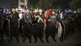 孟加拉國際機場附近檢查站爆炸_美聯社/達志影像