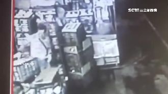 新鮮菇突變黃還出水　竟是同業偷調包