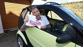 汽車駕照,英國,難,駕照,筆試,風險甄別考試,路考,駕駛,考官,考照,交通課程,懷特利梅森 圖／翻攝自每日星報https://goo.gl/VGjAdI