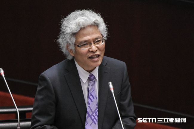 銓敘部長施能傑表示，若反年改案件通過，年金將提早破產！（圖／資料照）