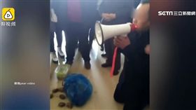 營養午餐「發酸發芽」　校長下跪道歉