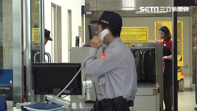 守海關　新加坡開198K聘台籍警察