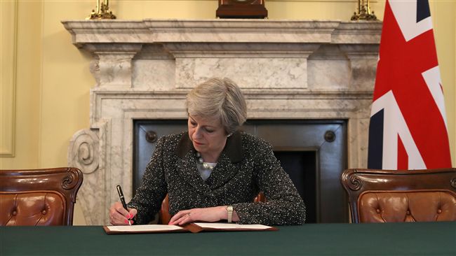 英國首相簽署信函　正式啟動脫歐程序