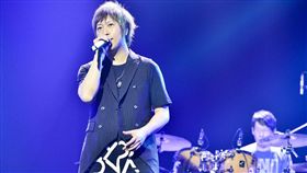 《Re：DNA 〜2017 復刻版〜》　五月天
圖／相信音樂提供