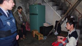 劉男偷麵包自首　圖／翻攝畫面