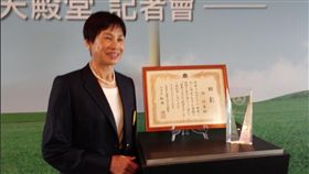 涂阿玉獲頒入高爾夫球名人堂