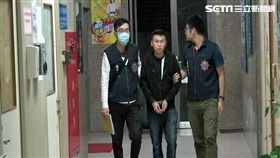 鍾姓小開染毒還想販毒，除了透過BeeTalk聯繫交易外，還印製A&F的包裝袋耍帥，未料先一步遭警方逮捕（楊忠翰攝）