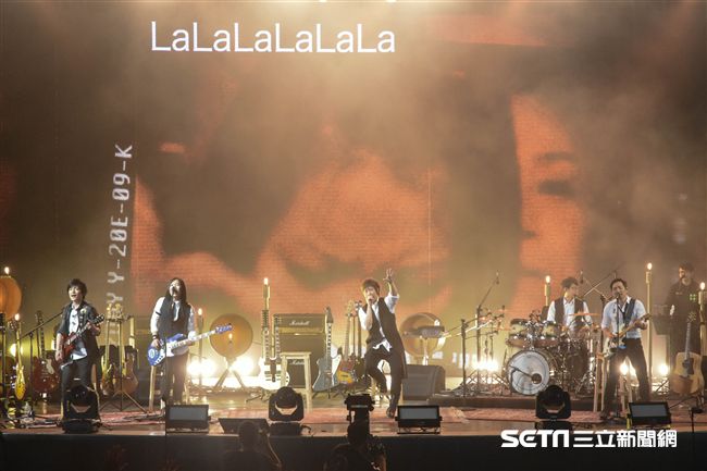 五月天成軍20周年《7號公園第一天》演唱會　圖／記者林敬旻攝