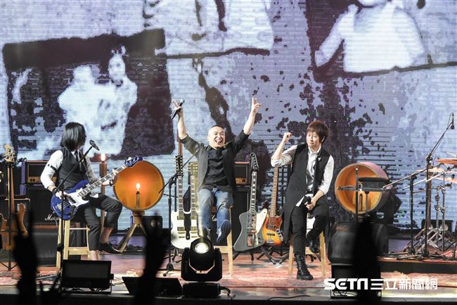 五月天成軍20周年《7號公園第一天》演唱會　圖／記者林敬旻攝