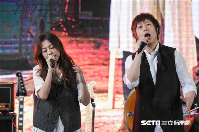 五月天成軍20周年《7號公園第一天》演唱會　圖／記者林敬旻攝