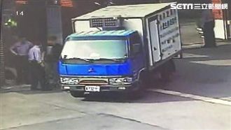 拉完K進銓敘部送菜　送貨員遭警活逮