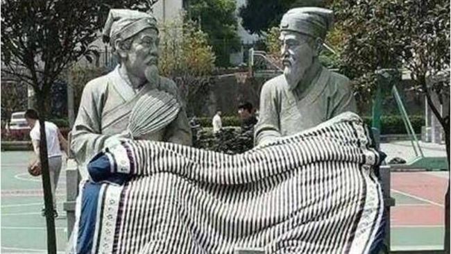 竟在這裡曬棉被？陸校園畫面超爆笑