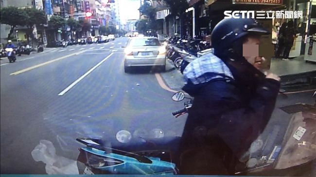 趁無人開車門行竊　行車紀錄器全都錄