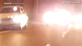 最後駕駛記得開大燈了，但開的依舊是遠燈。