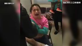 大媽打針哀哀叫。
（圖／翻攝自爆料公社）