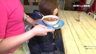 防燙傷意外　拍肩提醒、熱湯右側上菜