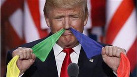 川普,總統候選人,惡搞,魔術,HappyToast　圖／翻攝自臉書專頁HappyToast