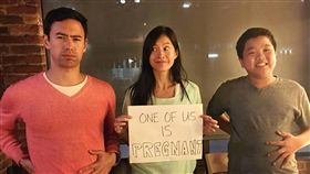 真的假的啦！Janet與老公同PO照宣告懷孕？ 圖/翻攝自臉書