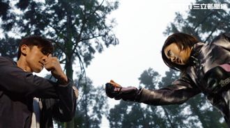 楊一展助她作體訓　蔡黃汝想練出翹臀