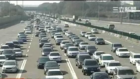 中秋國慶只隔兩天　往返機場國道恐塞