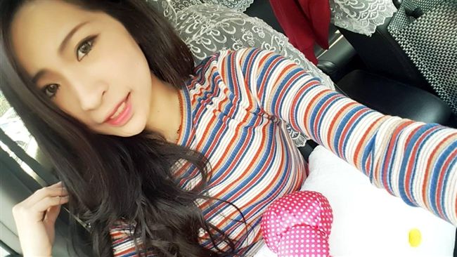 女神級老師就是她　超正上課模樣曝光