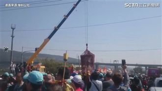 媽祖回鑾放蜂炮　不慎引燃多人受傷