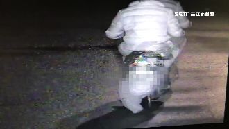 雨衣擋車牌砸機台　風吹來號碼現蹤