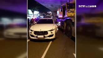 最貴車禍！「瑪莎拉蒂」違規慘撞吊車