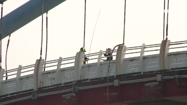 永安觀海橋維修　遊客不顧危險硬闖
