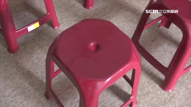 塑膠椅中間小洞啥用途？內行揭4巧思