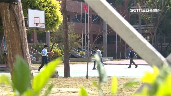 桌球教練稱訓練　帶4女童上摩鐵性侵