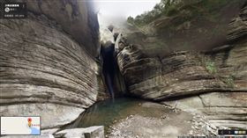 台南,南化水庫,大地谷,秘境(google map https://www.google.com.tw/maps/place/%E5%A4%A7%E5%9C%B0%E8%B0%B7%E9%A2%A8%E6%99%AF%E5%8D%80/@23.1281063,120.5627954,3a,75y,12.46h,88.53t/data=!3m8!1e1!3m6!1s-OpFLcI1zq0c%2FV)