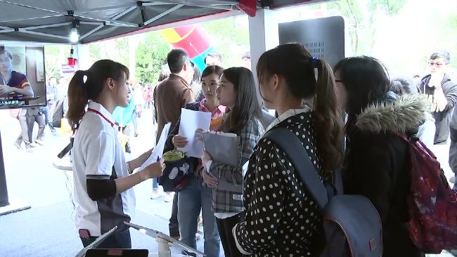 勞動節　應讓勞工放假一日並照給工資