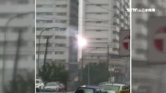 台中電線桿起火爆炸　旁為高壓電塔！