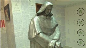 外星人,巴西,男大生,光明會,密碼,綁架,符號,加密書,Bruno Borges,Giordano Bruno　圖／翻攝自Express