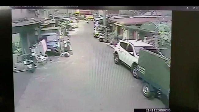 天外飛來喵星人！  女騎士嚇歪撞人