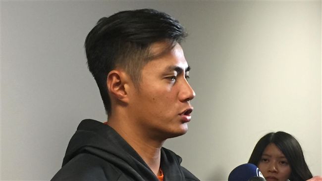 陳偉殷：擊出安打比拿下勝投高興