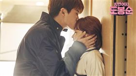 힘쎈여자 도봉순,大力女子都奉順,都奉順,朴寶英,朴炯植,Jisoo,志洙,帝國之子,安敏赫,安社長,國斗,JTBC,金土劇-翻攝自JTBC