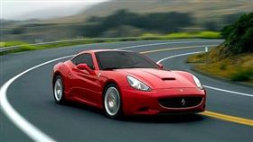 法拉利California。翻攝網路